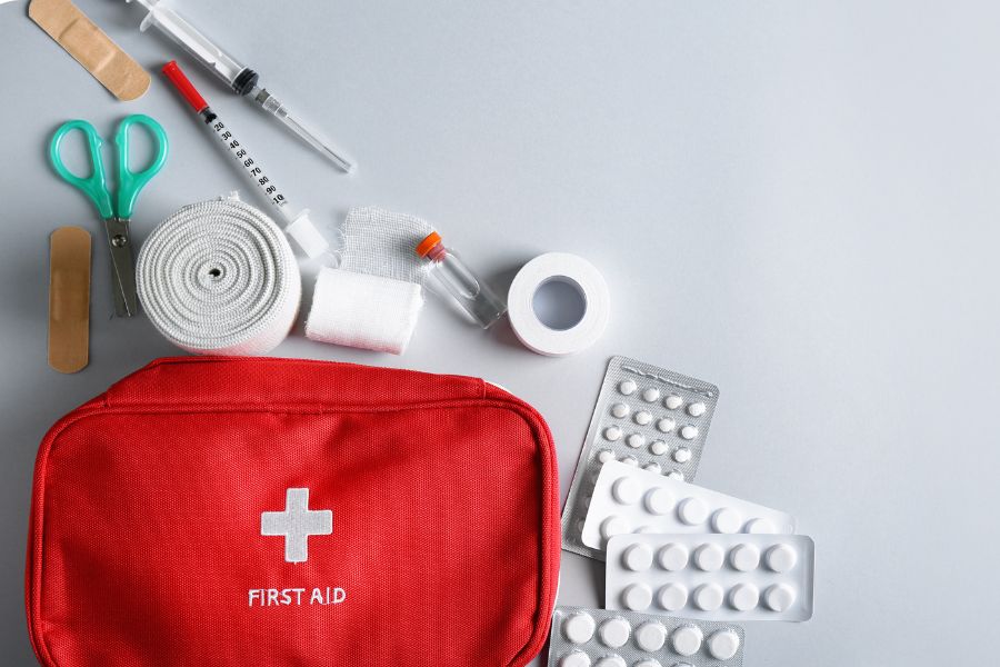 Medicine da portare in viaggio: il kit da mettere in valigia!
